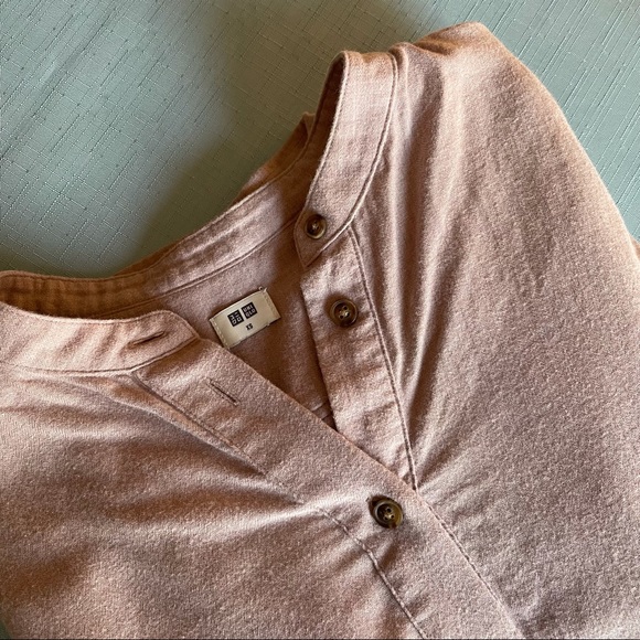 Uniqlo Botton Long-sleeve Top (XS or S) - Picture 3 of 6